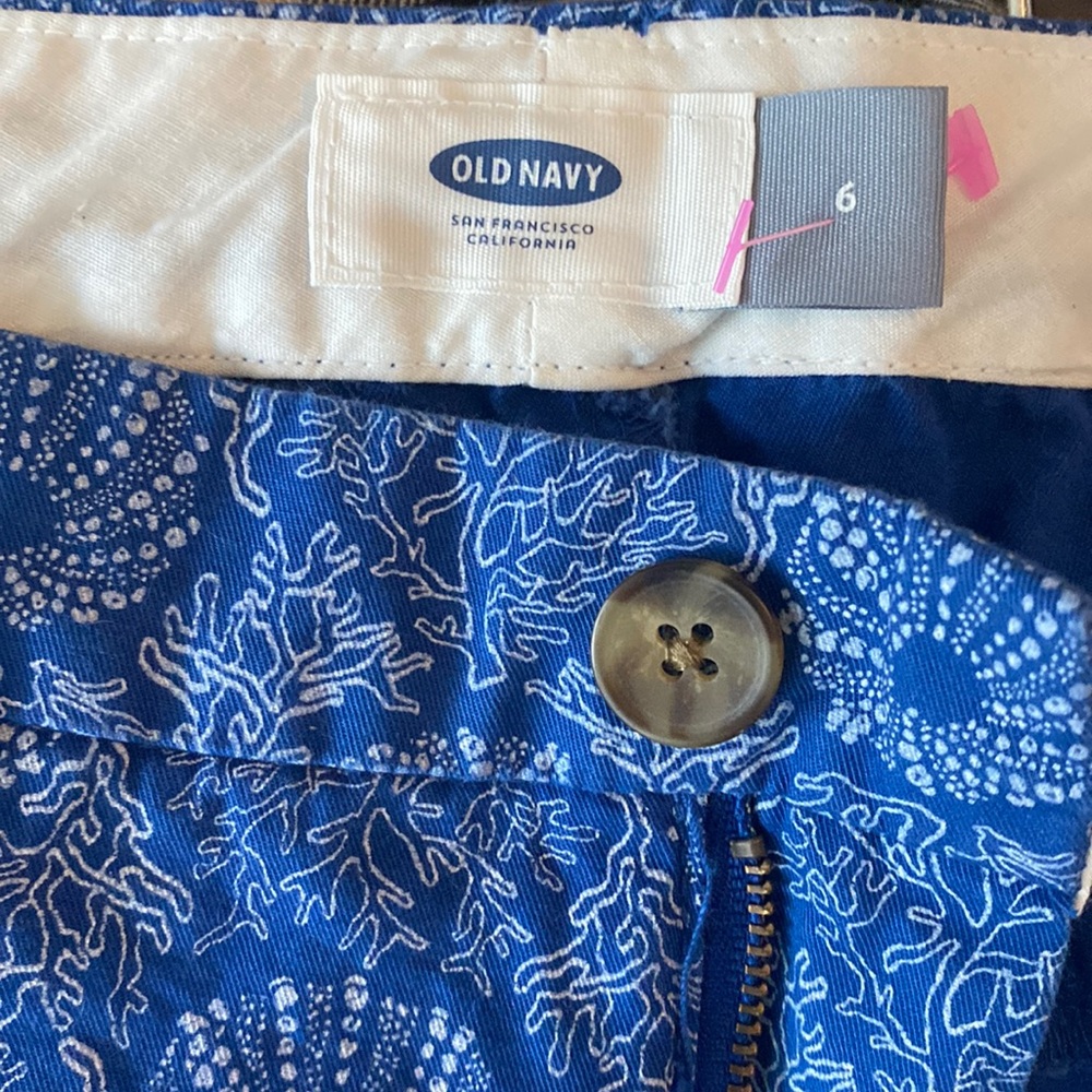 💥 Old Navy seashell shorts